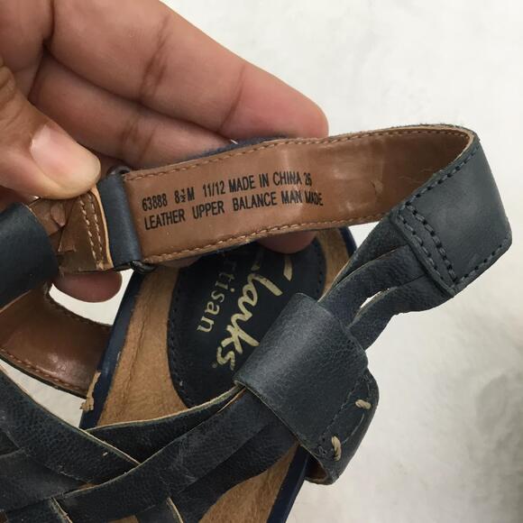 Clarks Artisan Strappy Sandals Blue Leather Wedge Sz 8.5 - Picture 4 of 7